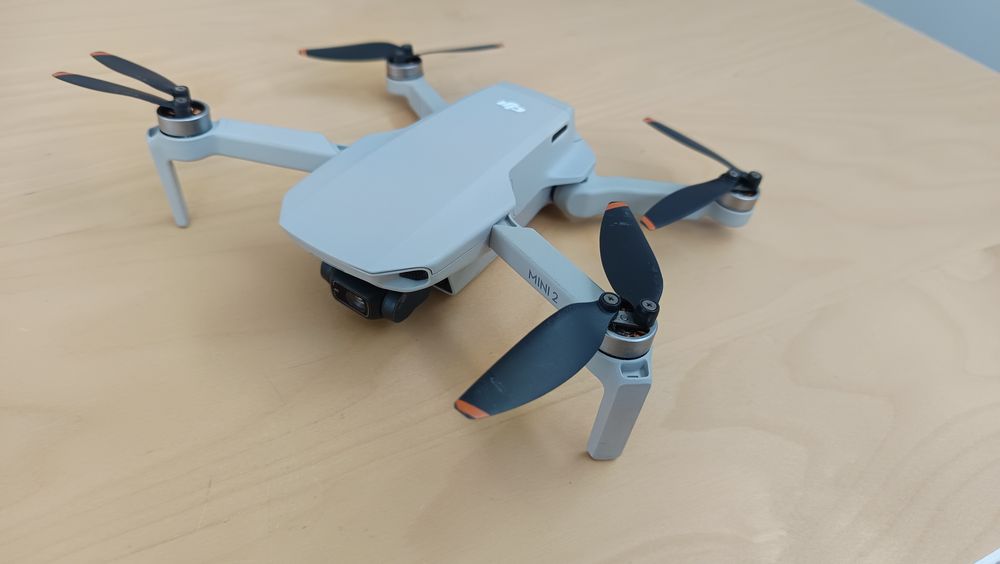 Dron DJI Mini 2 FMC fly more combo