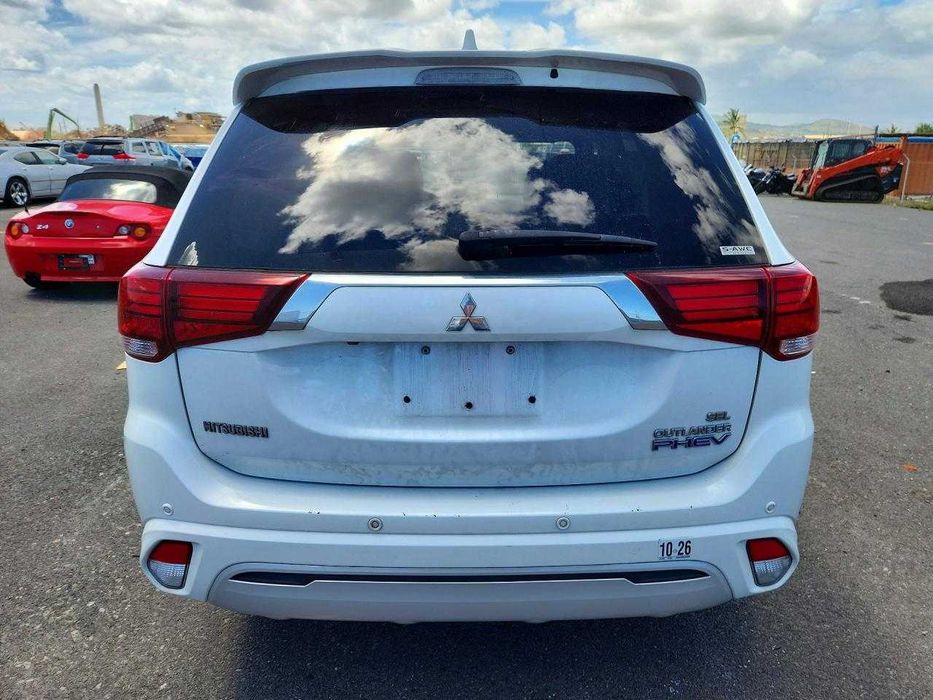 Mitsubishi Outlender Plug-in-Hybrid Sel 2019.