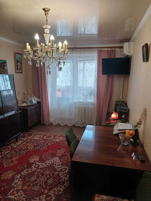 2 к.к 45 кв.разделка балкон 1/3 Строителей-Херсонское шоссе меб и техн