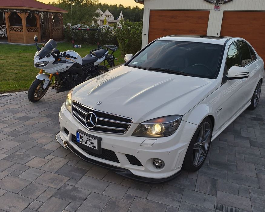 Mercedes c63 AMG