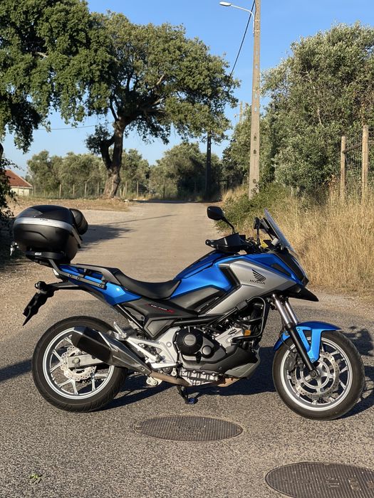 Honda Nc750x sempre de garagem