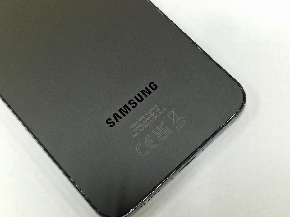 Samsung Galaxy S23/ 8GB/ 256GB/ Phantom Black/ Grade A- + ładowarka