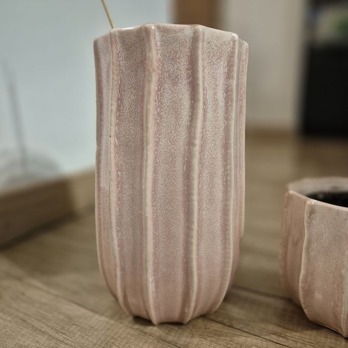 MNIEJSZA Osłonka na doniczkę handmade soft pink