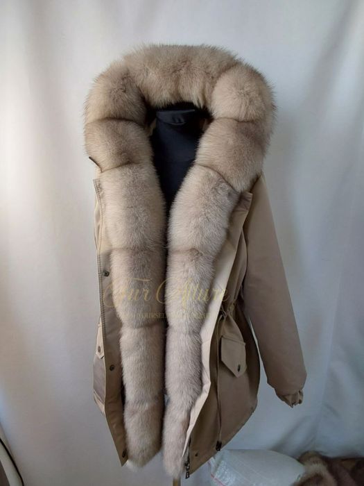 Жіноча зимова бежева парка з натуральним хутром песця. 42-60 рр
