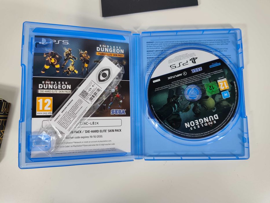 Endless Dungeon Day One Edition - Playstation 5
