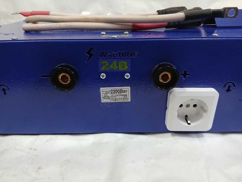 ИБП ФОРТ FX36 для дома мощностью 2200Вт и 24/220V