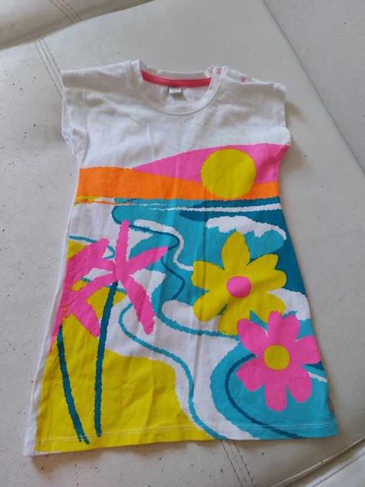 Pack de roupa da marca Tuc Tuc