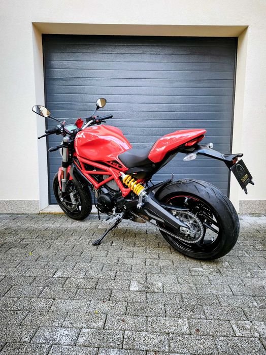 Ducati Monster 797