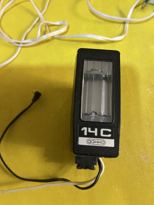 Вспышка к фотоаппарату. Данко 14с. Спалах.