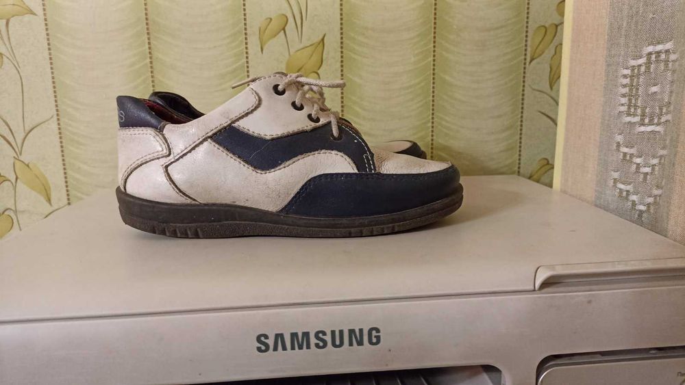 кроссовки кожаные 31 размер