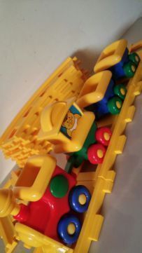 Pista de comboios[2pilhas] da Artesana