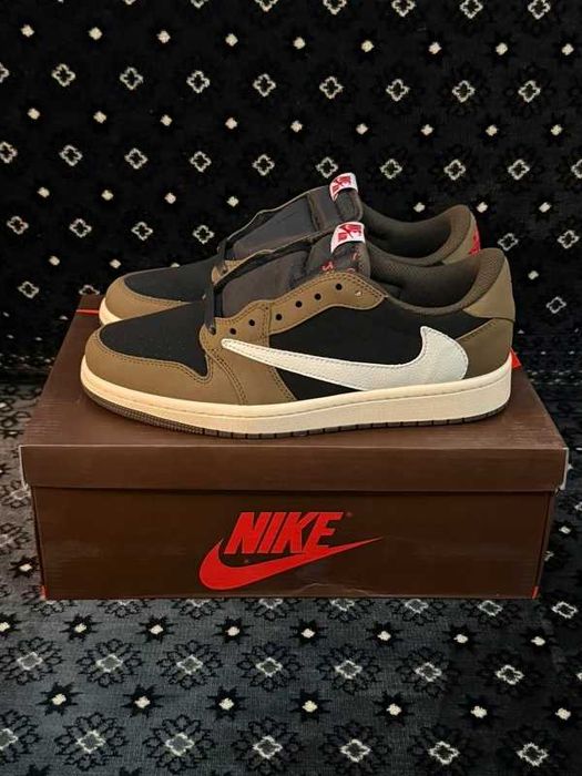 Jordan 1 Retro Low OG SP Travis Scott Mocha R.42