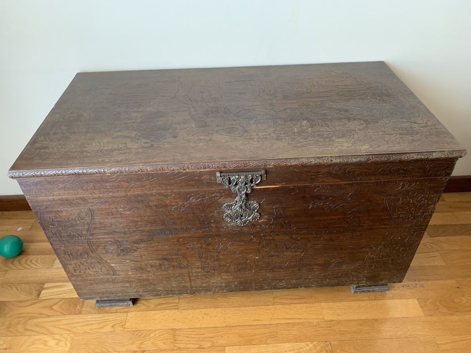 Arca/Baú  em bom estado