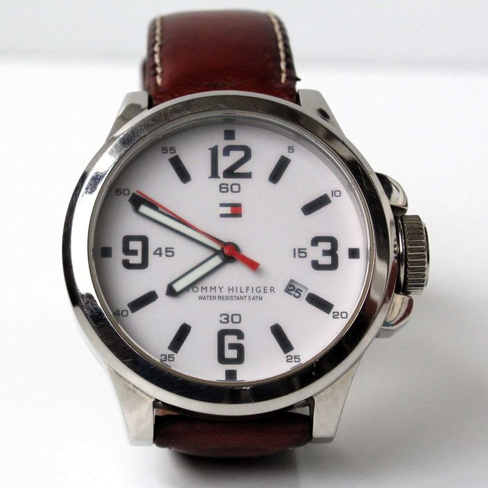 Кварцевые наручные часы tommy hilfiger