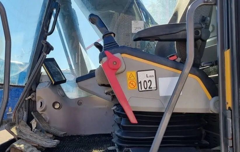 Экскаватор Volvo Ec 220 EL , 2020 года