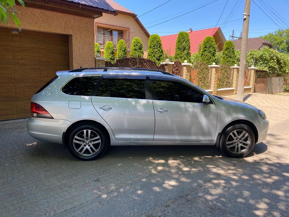 Продам Volkswagen Golf 6 2010р. 1.6TDI механіка