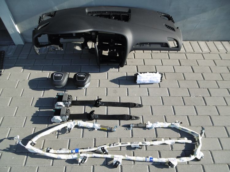 Торпеда подушки Airbag Audi A4 B8 безопасность