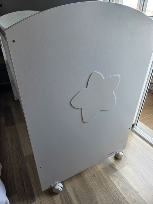 Berço TRAMA + colchão KRUMMELUR