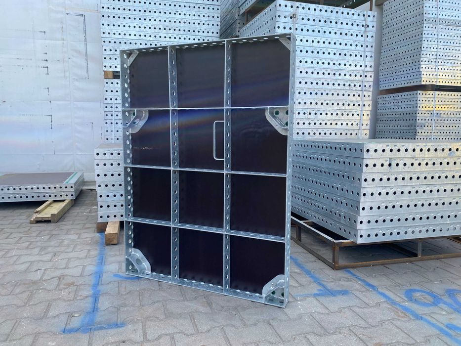 Szalunki ścienne Tekko, fundamenty, płyty, łączniki, ściągi, olej