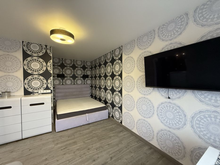 Осокорки «Патріотика» , вул. С.Русової 1,