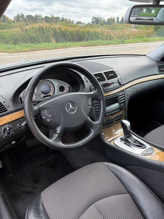 Mercedes E280 3.0 V6 Avangarde, Super Stan!