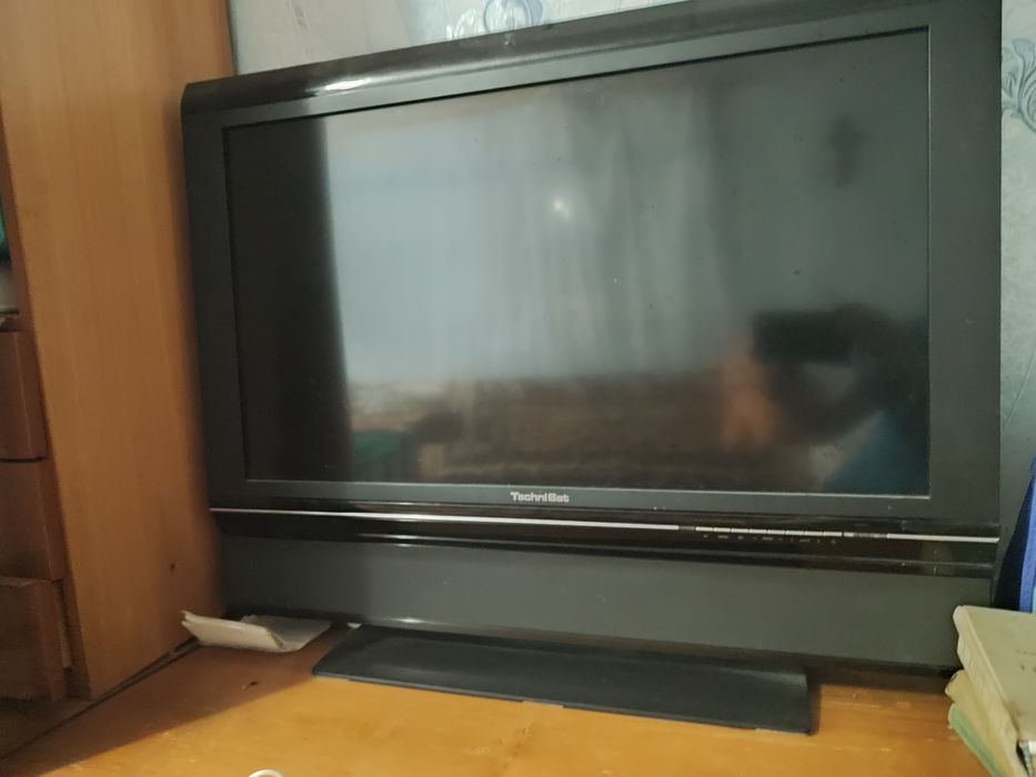 LG. Телевізор. плазма.