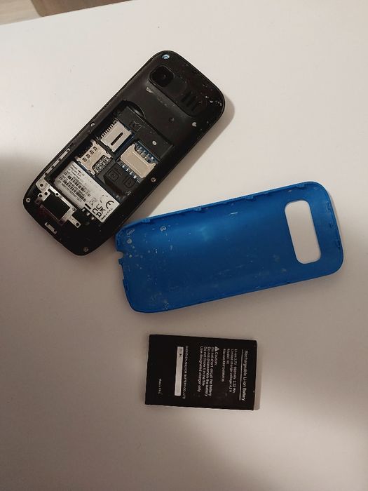 Telefon MAXCOM MM135