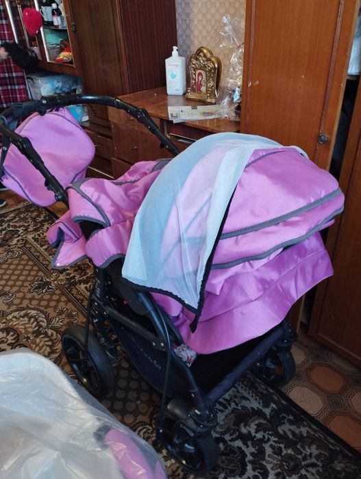 Продам дитячу коляску