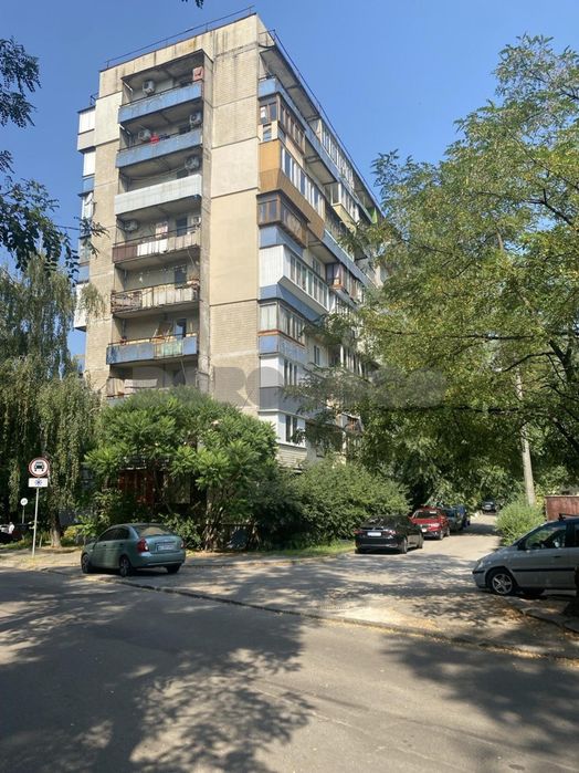 Продаж 1-кімнатної з ремонтом. Берестейська. Сікорського