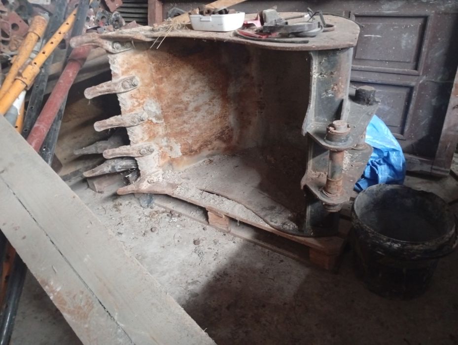 Łyżka  szybkozłącze 80cm JCB 3cx case 580 cat 428