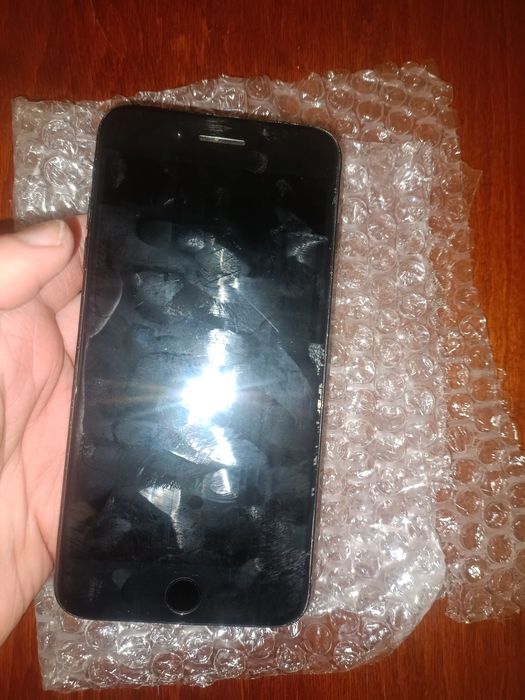 Iphone 7 plus продам