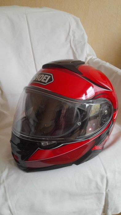 Kask motocyklowy szczękowy SHOEI NEOTEC 2 rozm L stan bardzo dobry.