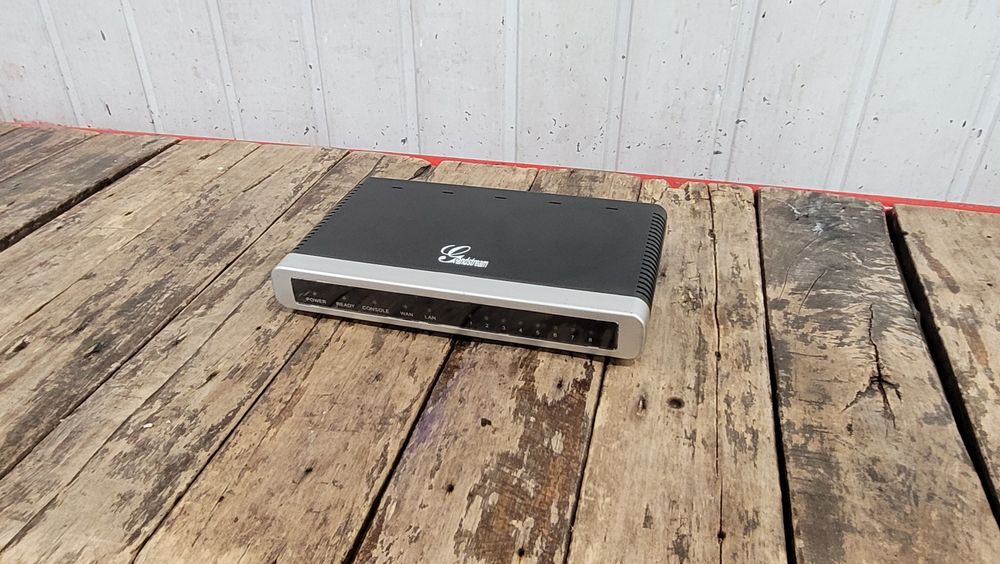 Аналоговый шлюз GRANDSTREAM GXW4008.