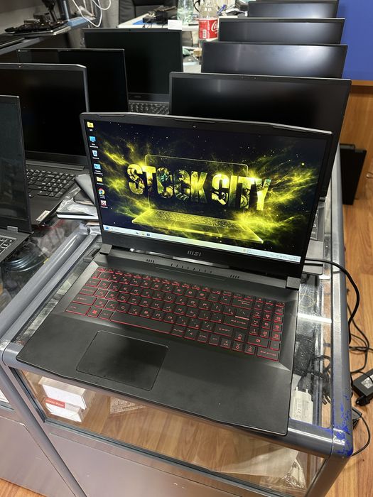 Игровой ноутбук Msi nvidia 3050, FullHd 144Hz.intel i5-11поколение