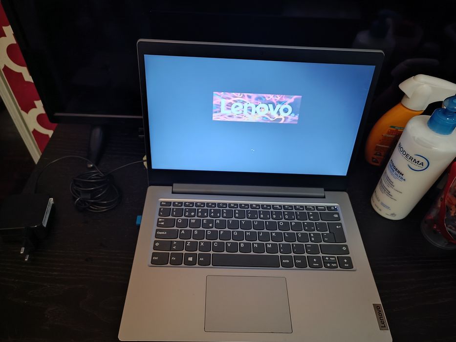 Lenovo Ideapad 1