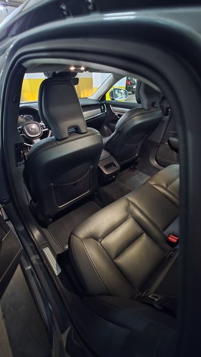 Volvo S90 D4 Geartronic (190 cv) | 2019 | Apenas 60.000 km | Como Novo