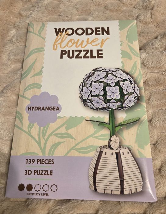 Kwiatki puzzle nowe