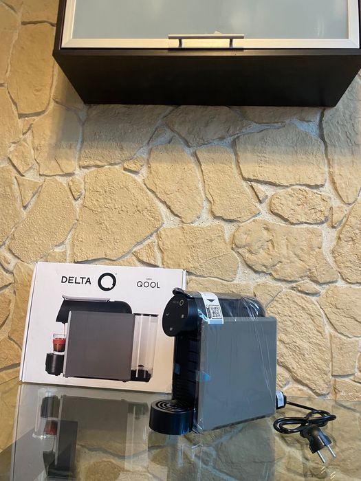 Ekspres kapsułkowy Delta Q Mini QOOL - nowy, szary