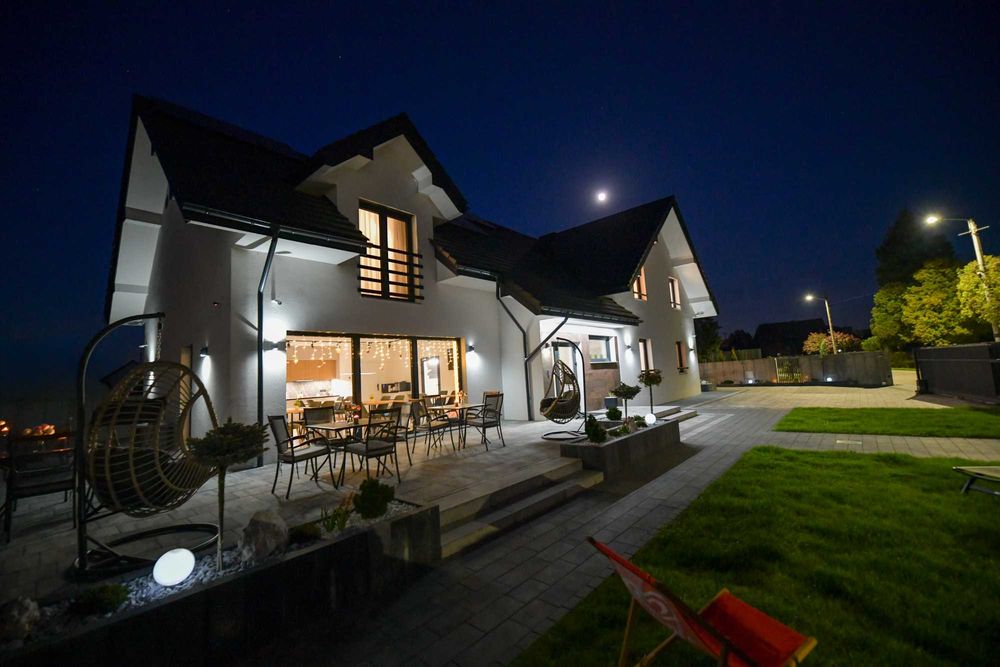 Odpoczynek & Relaks Noclegi Zator blisko Energylandii • Klimatyzacja •Nowo Otwarty  White House Residence