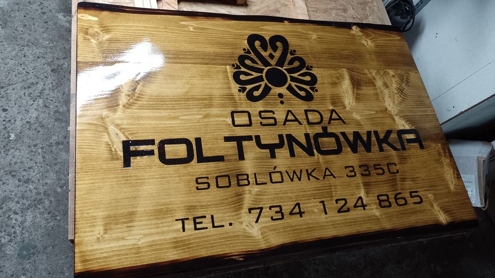 SZYLD drewniany wypalanie napisów i grafik na desce grawer logo reklam