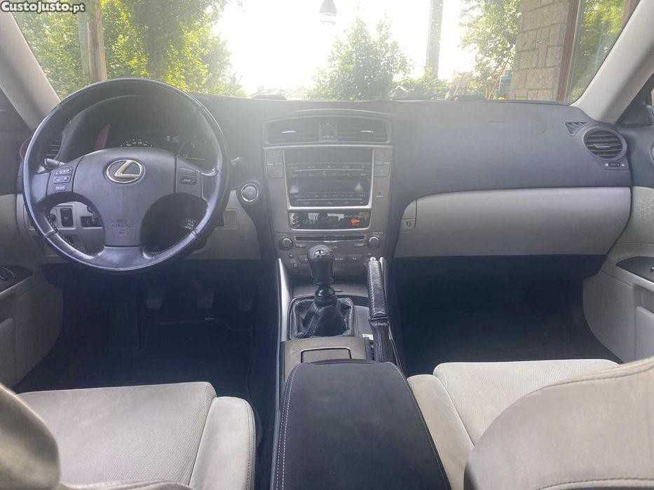 Lexus IS 220 D - 09/2009