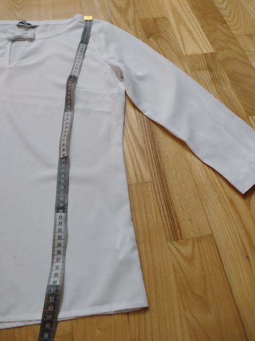 Nowa biała bluzka koszula