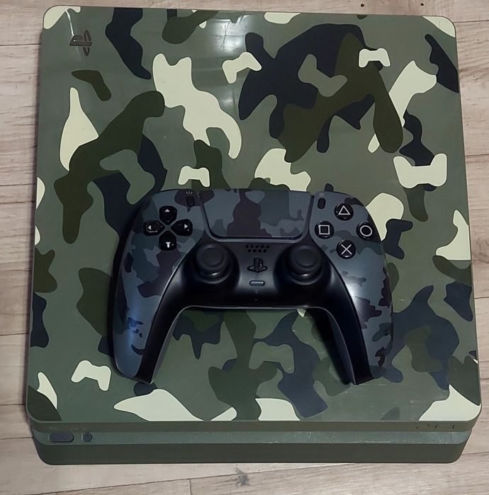 Konsola ps4 slim moro