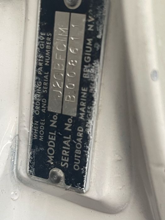 Двигун лодочний мотор Johnson 20