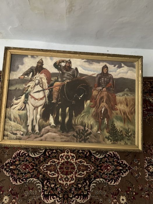 Картини намальовані на холсті