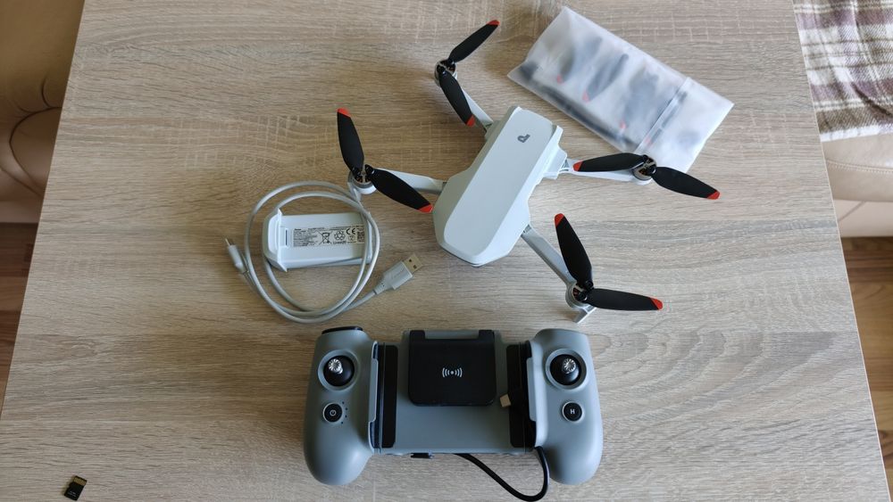 Dron Potensic Atom 2 + etui podróżne