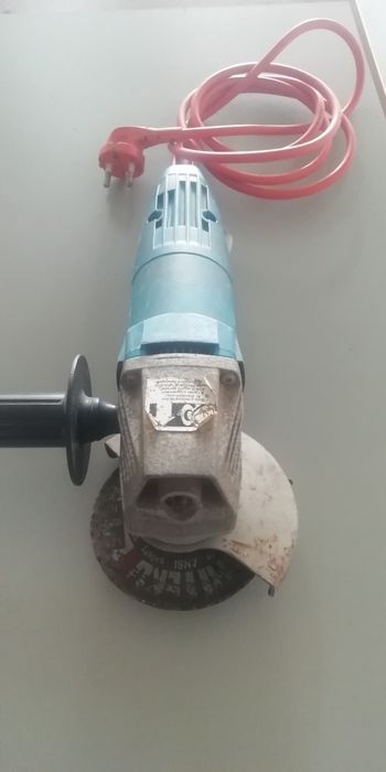 Rebarbadora BLACK DECKER