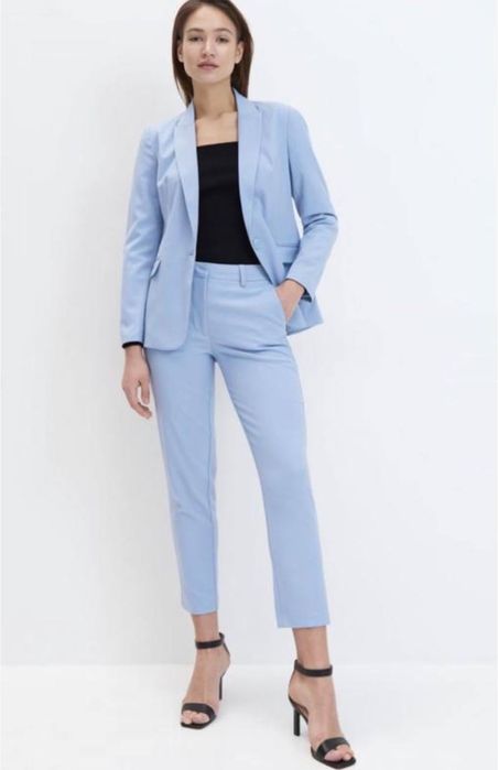 Класичний брючний костюм Mohito