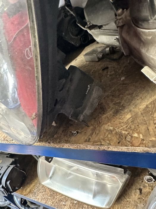 Reanult Scenic I lift Lampa przód lewa prawa