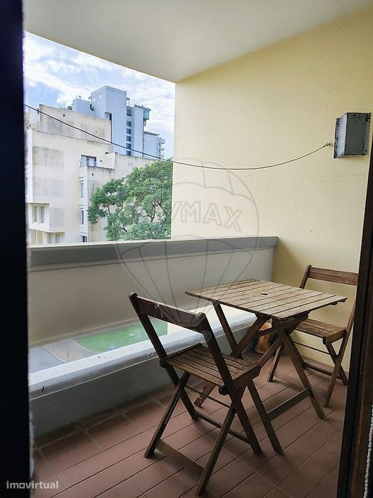 Apartamento T1 para arrendamento